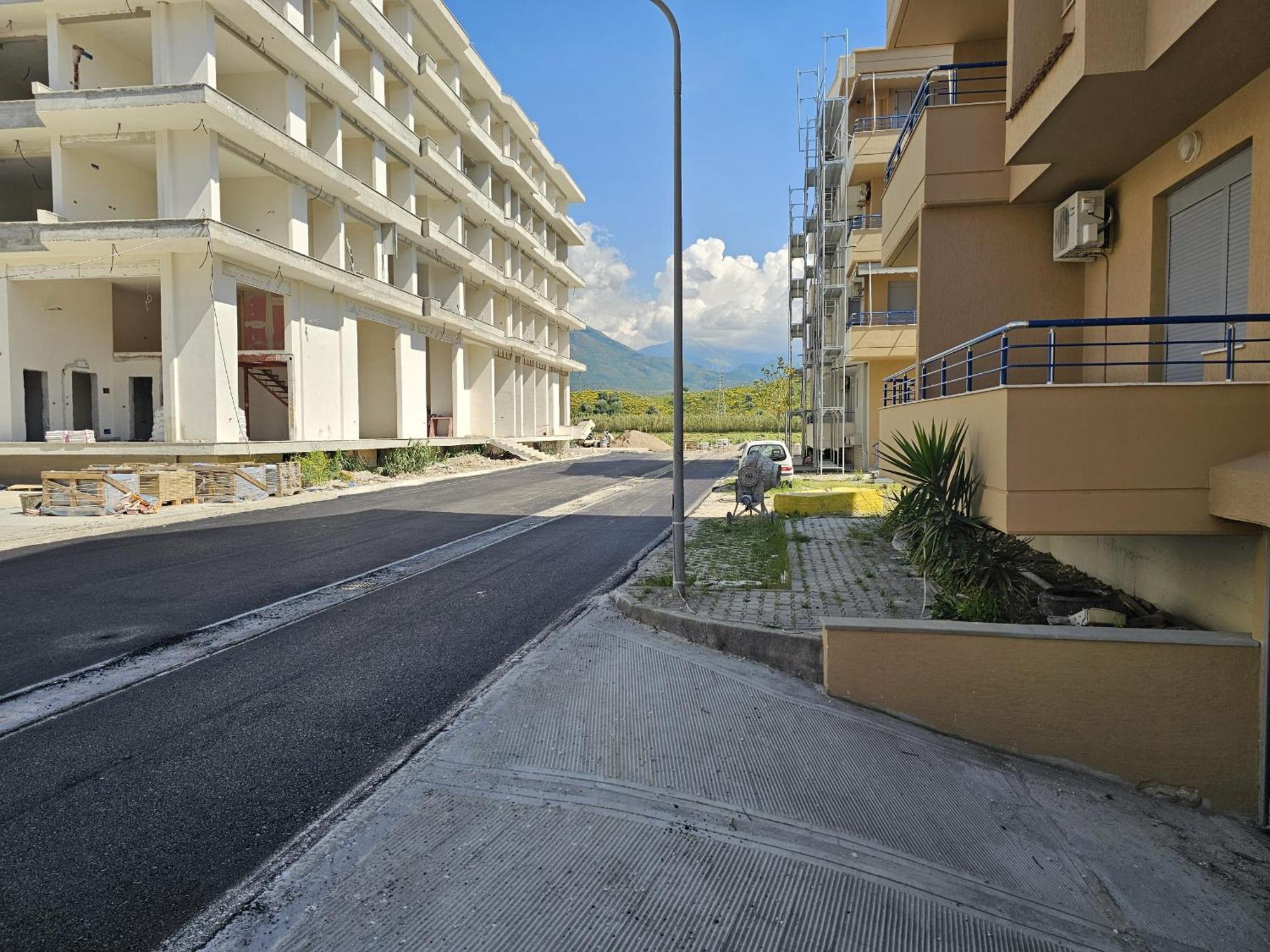 With Pool View In Rradhime Leilighet Vlorë