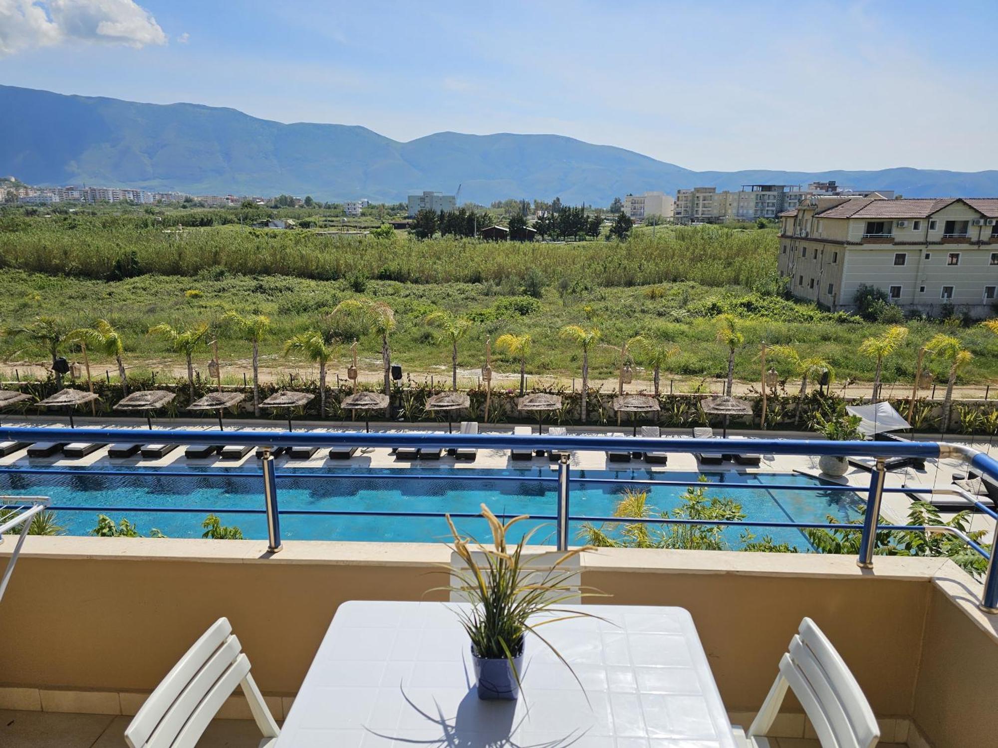 With Pool View In Rradhime * Vlorë